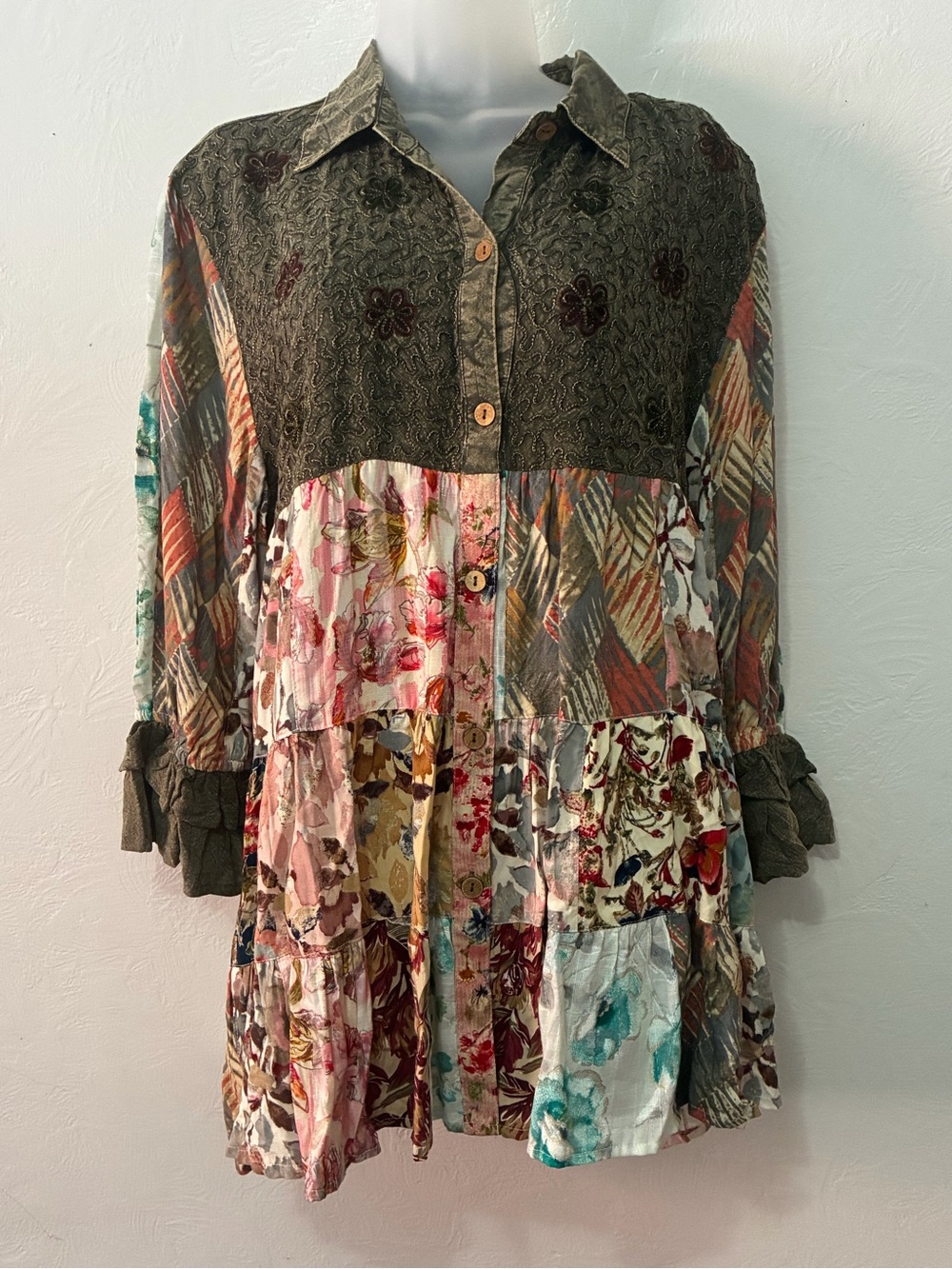 Young Threads Patchwork And Embroidered Tiered Mini Dress/Tunic NWOT size Large - Picture 2 of 16